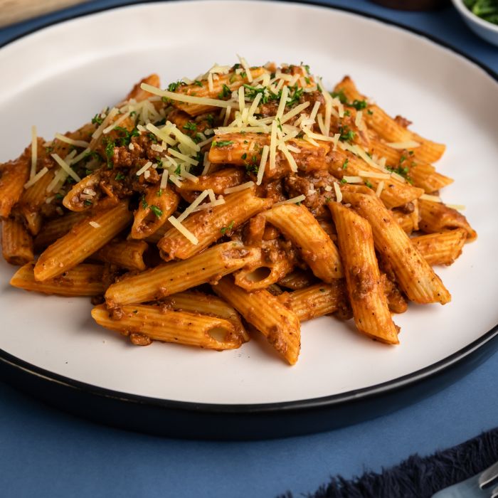 Penne Bolognese (Frozen) - 350g Ready Meal